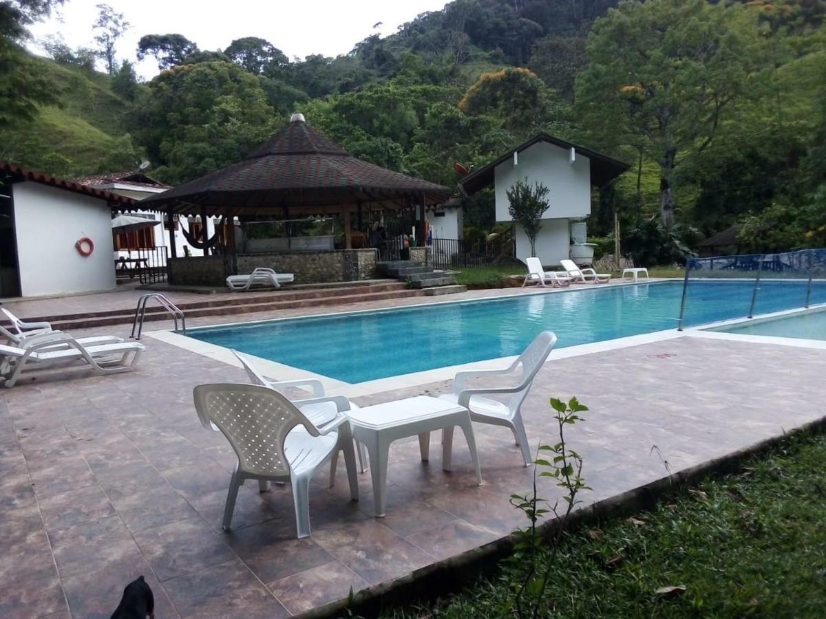 Hotel El Trocadero San Rafael  Bagian luar foto